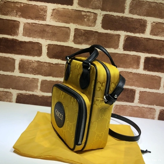 First bag ru GUCCI Grid The Off shoulder bag 0813